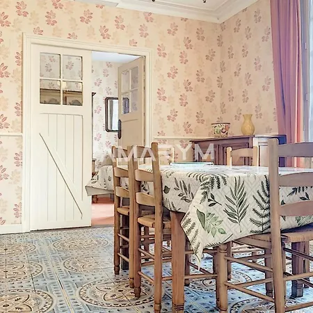 Le Clos Des Roses Eu (Seine-Maritime)